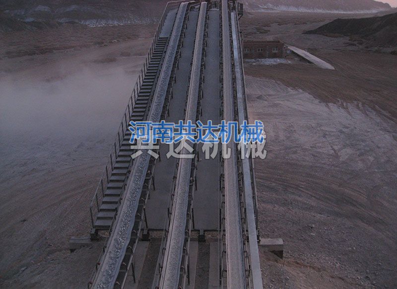 公司承建的礦石破碎、篩分、輸送生產(chǎn)線